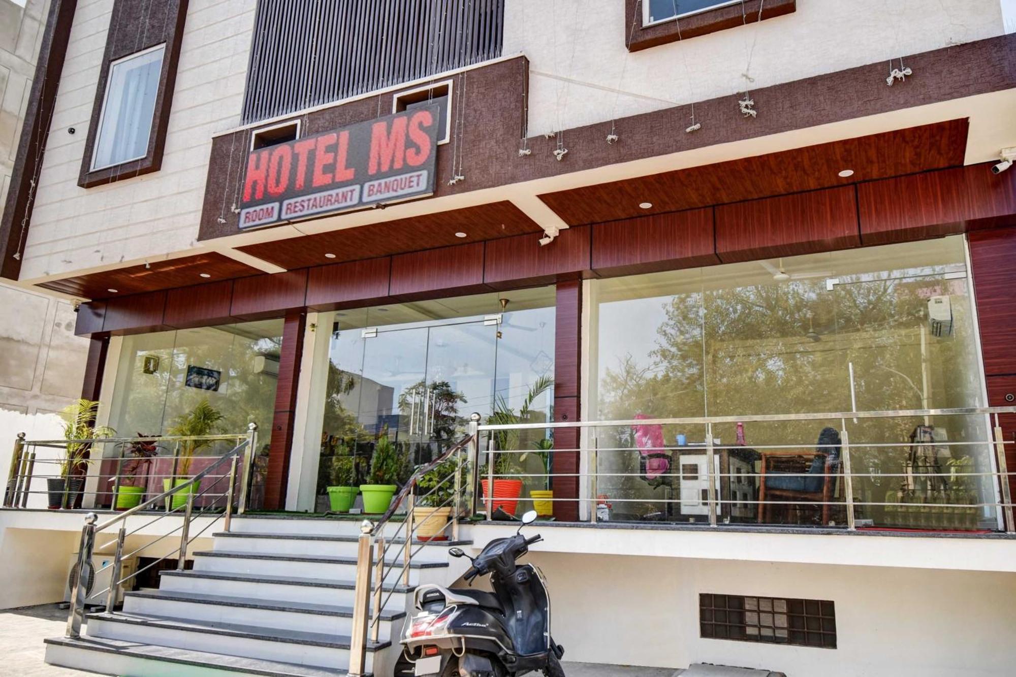 Hotel M.S Džajpur Exteriér fotografie